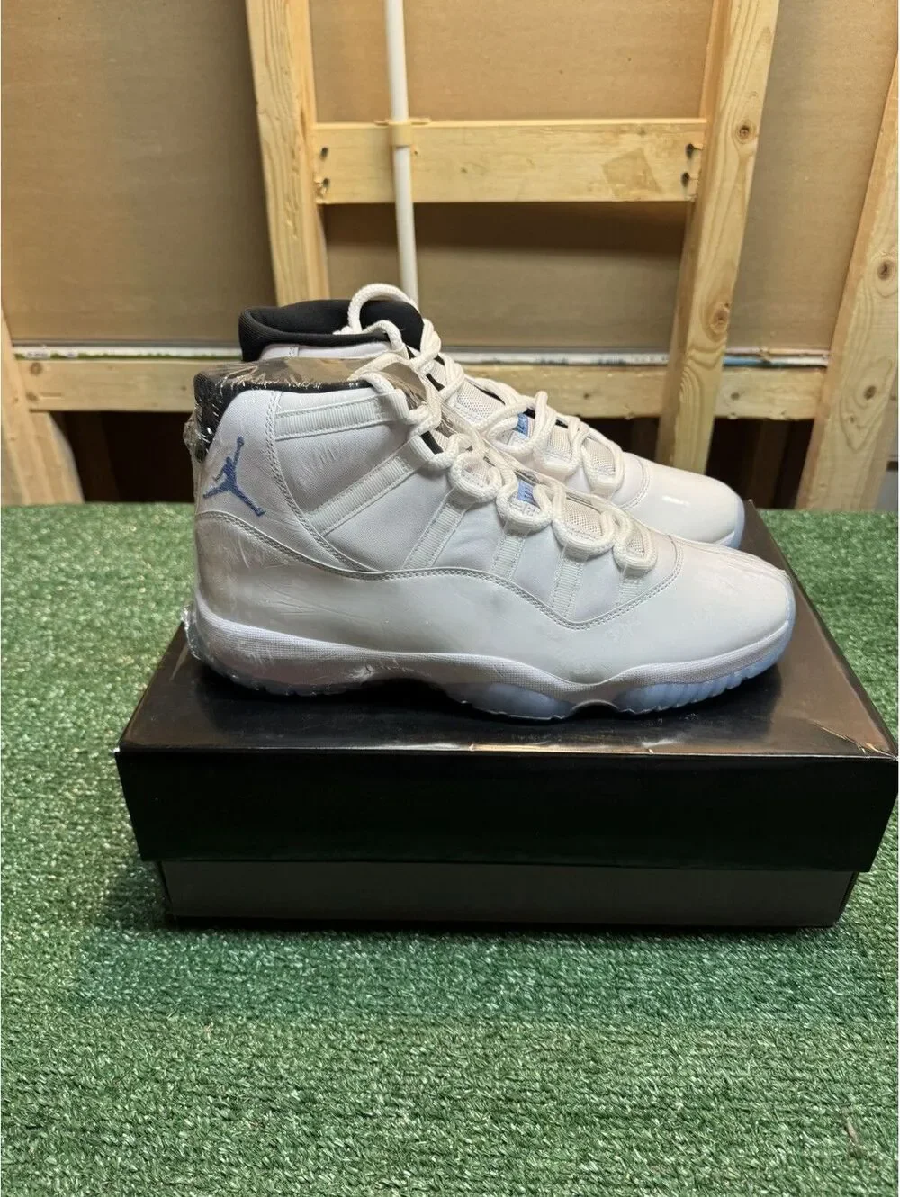 Jordan Retro 11 Legend Blue Size 11
